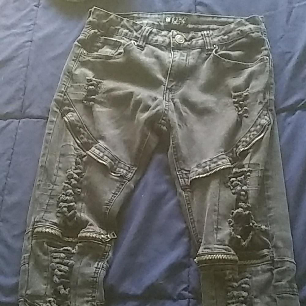 Black Premium Skinny Jean